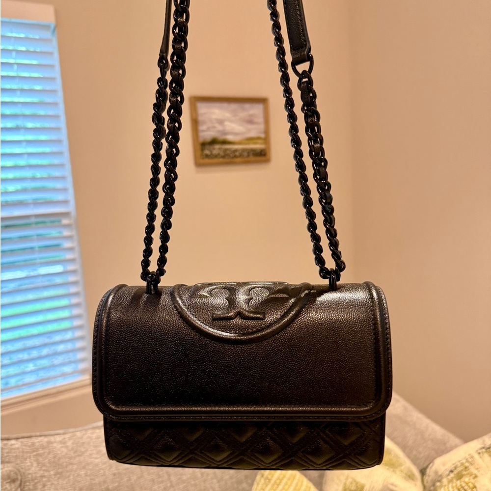 Tory Burch Fleming Soft Grain Small Convertible Shoulder Bag